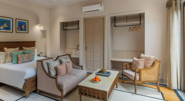 Полулюкс Dev Bagh Luxurious Private Suites