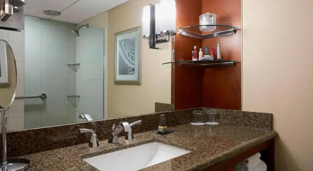 Номер Standard Stamford Marriott Hotel & Spa