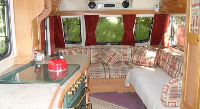 Acorn Lake Fishing and Caravans, Забронировать Отель Сольгон Charente
