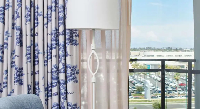 Двухместный номер Deluxe DoubleTree by Hilton Torrance - South Bay