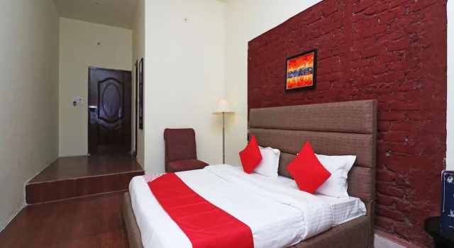 Oyo 22298 Mannat Farms