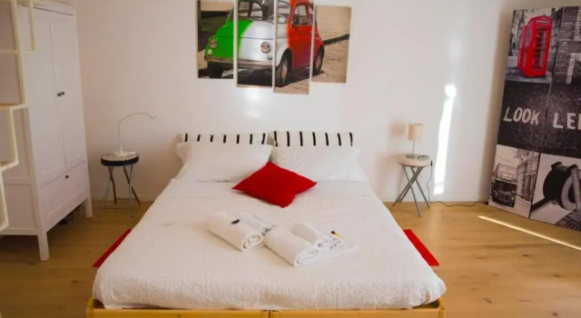 La "Piccola" di Irene Al Vaticano, Book Hotel Rom hoteller med parkering, Parkering