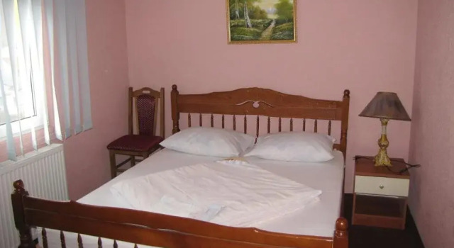 Hotel Rosi, Reservar Hotel Gusinje 