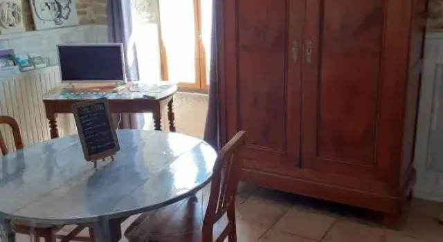 Chambre dhôte du Plessis, Забронировать Гостевой дом Борепер Замок Пюи-дю-Фу