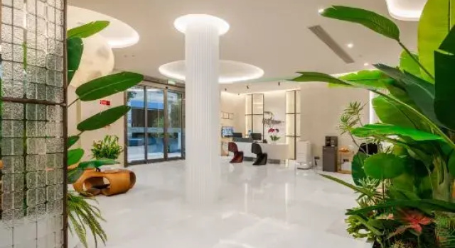 Hornbill  Valley  Holiday  Hotel, Забронировать Отель Дэхун Юньнань