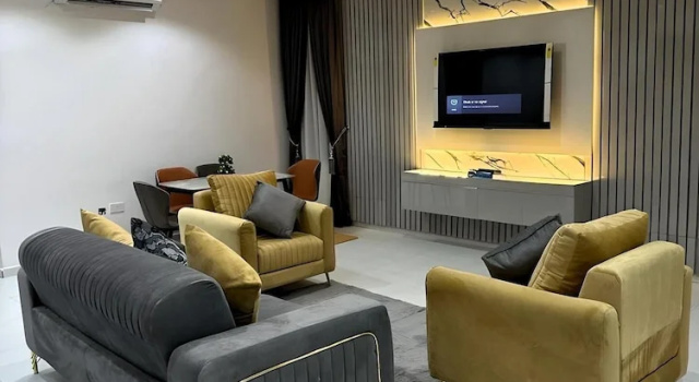 Luxury 2 bed Service Apartment at Ikate