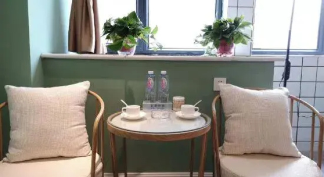 Hillman Apartment (Xinxiang High-speed Railway East Station), Book Lejlighed Xinxiang hoteller med parkering, Parkering