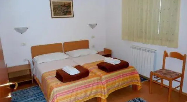Guest House Garni Mimosa, Забронировать Гостевой дом Отели Словенской Истрия с парковкой, Парковка