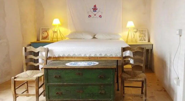 BORGO PETELIA, Casa Chiarotti, Antica casa con scala esterna, Забронировать Отель Стронголи Калабрия