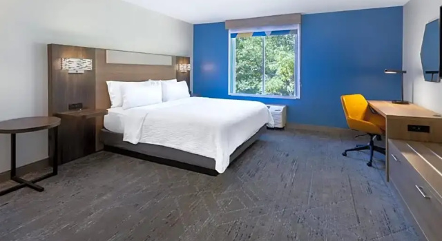 Двухместный номер Deluxe Holiday Inn Express Hotel & Suites Vineland Millville by IHG