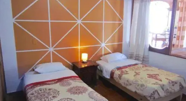 Hostel Casa Taxco, Забронировать Хостел Хостелы Таско-де-Аларкон, Хостел