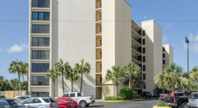Moondrifter Condominiums, Забронировать Апартаменты/квартира Отели Панама-Сити с парковкой, рядом с Развлекательный центр Slingshot PCB, Парковка