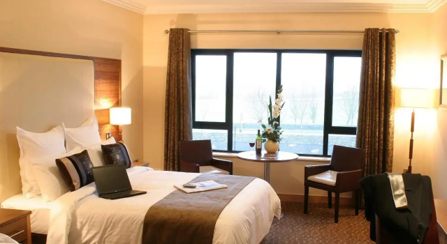 Номер Standard Amber Springs Hotel