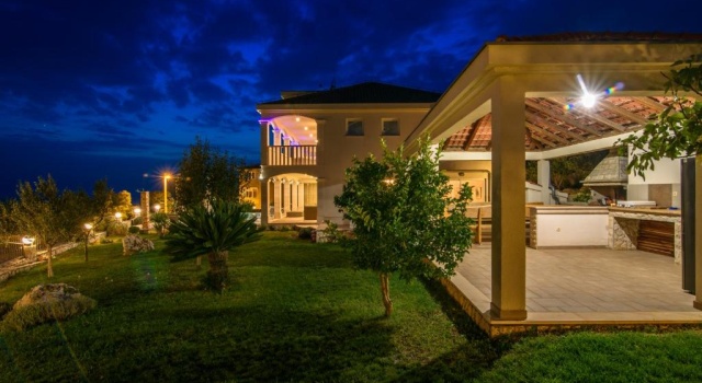 Villa Ivana, Забронировать Вилла Коттеджи Севид, Коттедж
