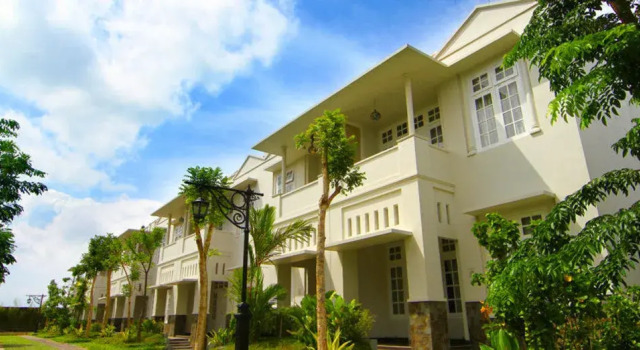 The Gambir Anom Hotel Resort & Convention, Boek Resort Klaten Central Java