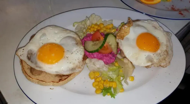 Kapten Billes Restaurang och Logi, Забронировать Хостел Отели Вестра-Гёталанд с парковкой, Парковка