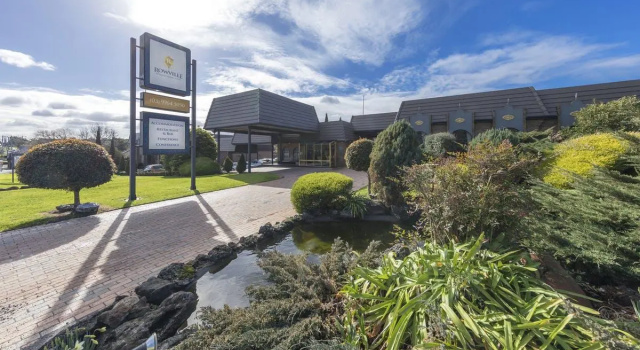 Rowville International Hotel