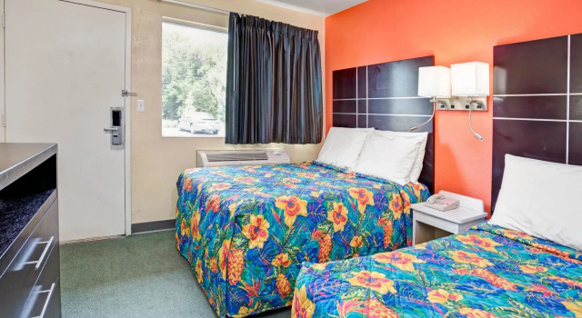 Knights Inn Jacksonville North, Rezervovat Hotel Jacksonville Florida