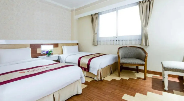 Трёхместный номер Standard Ever Luck Hotel