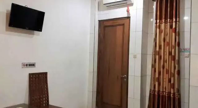 Homestay Kemuning Solo, Rezervasyon Daire Solo. Central Java