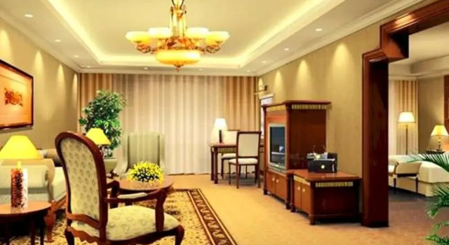 Yunda International Hotel, Reservar Hotel Hotéis em Jiaozuo com Piscina, Piscina
