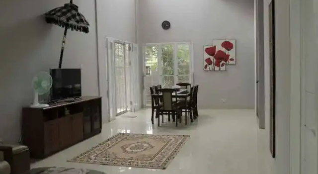 AlasDjati Guest House, Rezervasyon Misafirhane Bontang 