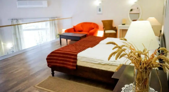 Guest House Senasis Pastas, Забронировать Отель Отели Алитусский уезда 4 звезды, 4*
