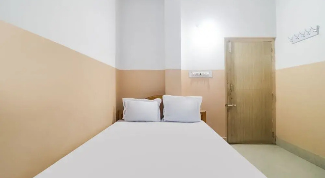 SPOT ON 60195 Hotel Rajvansh, Забронировать Отель Пурния Bihar