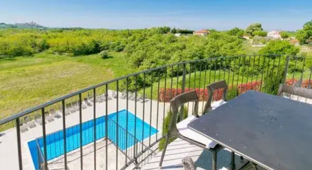 House Bibali Kontiolahti 34738, Varaa Hotelli Monte Kruj Istria