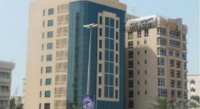 V Tower Residence, Book Hotel Capital Governorate hoteller med pool, Swimmingpool