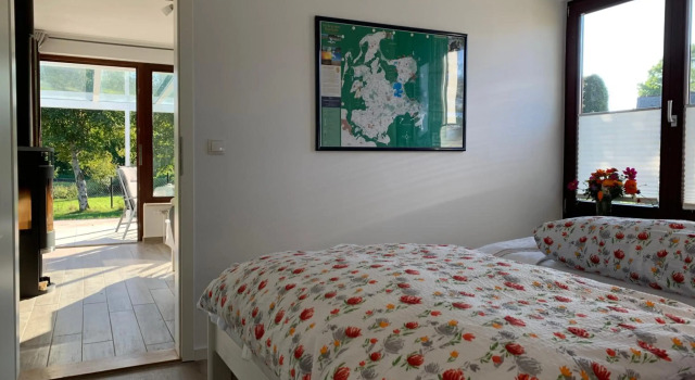 Ferienhaus bei den Kreidefelsen - Ihr Zuhause auf Rügen, Book Hotel Lohme Rügen