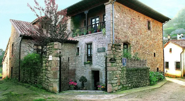 Hotel Casona D'Alevia, Забронировать Отель Отели Алевия с парковкой, Парковка