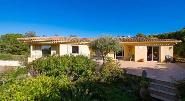 Коттедж Maison en bord de mer - Casa l'albitronu