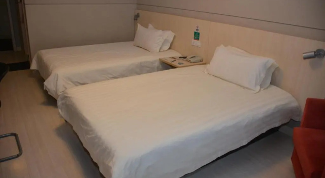 Номер Standard Jinjiang Inn Hotel Tianjin Jintang Highway Steel pipe company Light rail station Branch