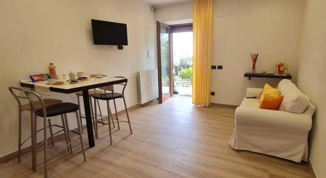 Rita Home B&B Sorrento, Забронировать Отель «постель и завтрак» Отели Побережья Сорренто 3 звезды, 3*