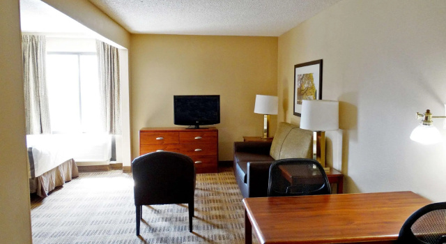 Четырёхместный номер Deluxe Extended Stay America Suites - Toledo - Maumee