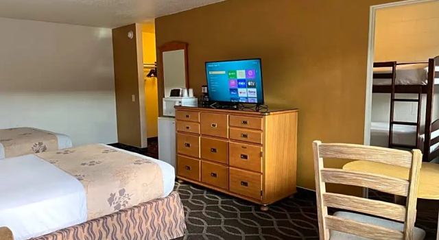 Dobbelt suite Americas Best Value Inn Pendleton