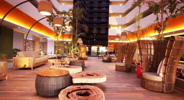 Hot Beach Resort