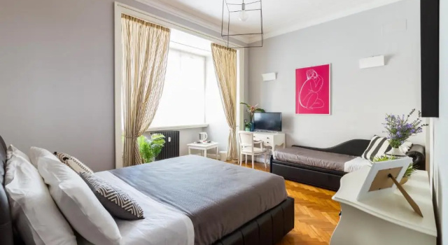 Полулюкс Athena Guest House