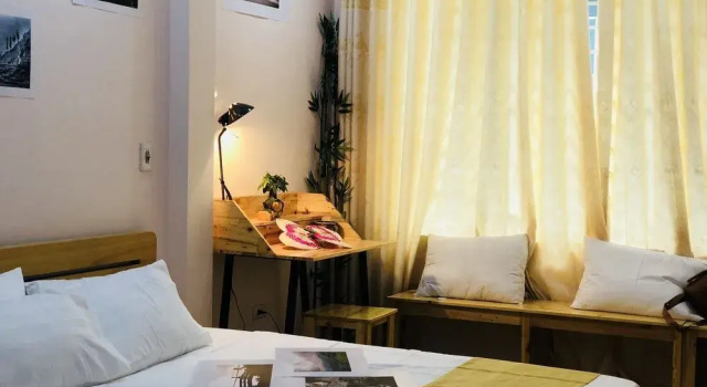 Hola Homestay, Забронировать Отель Бадинь Ханой