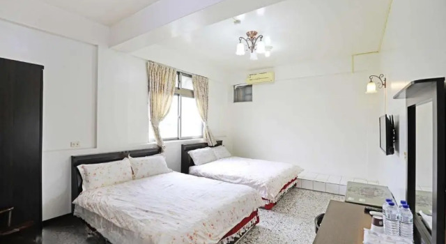 Номер Standard Plum Inn 2