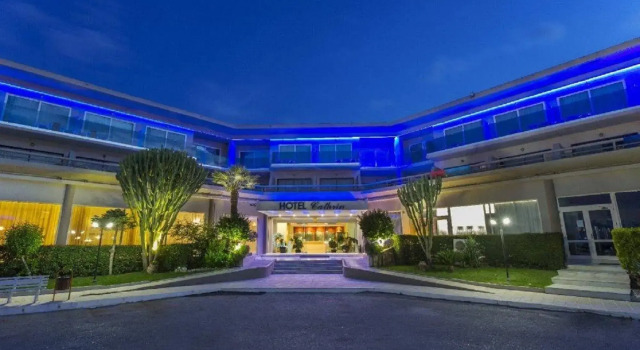 Cathrin Hotel, Забронировать Отель Фалираки остров Родос, рядом с Пляж Антони Квин Бэй