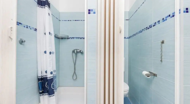 Двухместный номер Standard с балконом и с видом на море Hostel Oktarin