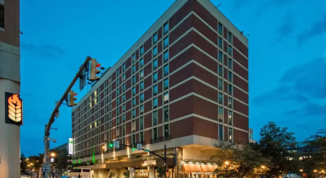 Holiday Inn Lancaster by IHG