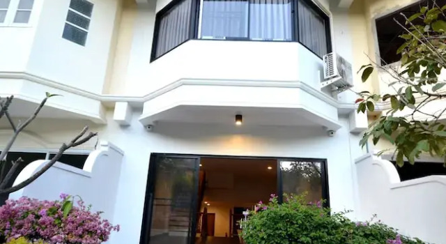 Sila Pool Villa, Rezervați Vilă Chang Phueak Chiang Mai, lângă Chiang Mai Provincial Government Centre