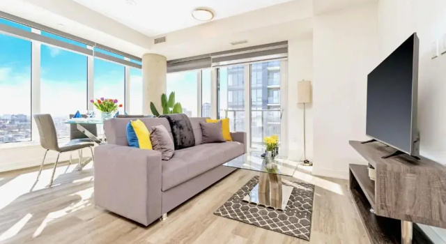 Апартаменты Luxury 1BR Condo - Private Balcony City Views