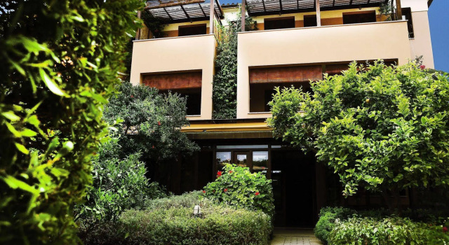 Hotel Rastoni, จอง โรงแรม Aegina Town 