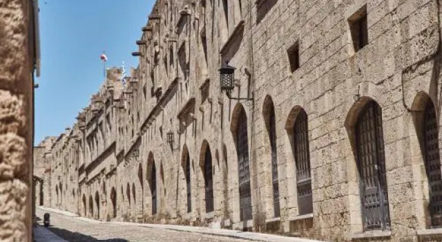 Flat 2 Bedrooms 1 Bathroom - Rhodes