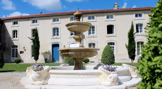 Domaine des Chais, Забронировать Отель Тенак 