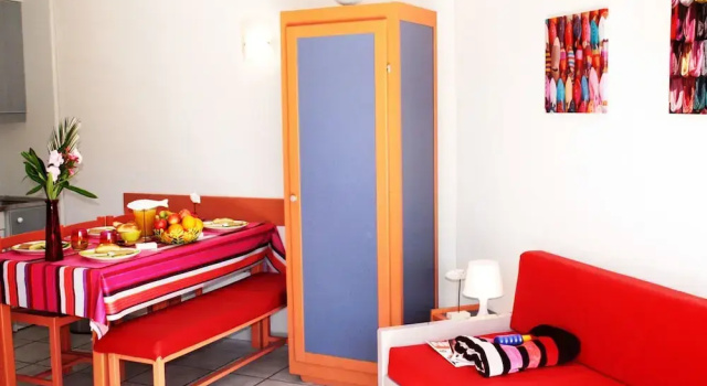 Peaceful Stay in St Cyprien Plage, Забронировать Дом для отпуска Отели Сен-Сиприен с парковкой, Парковка